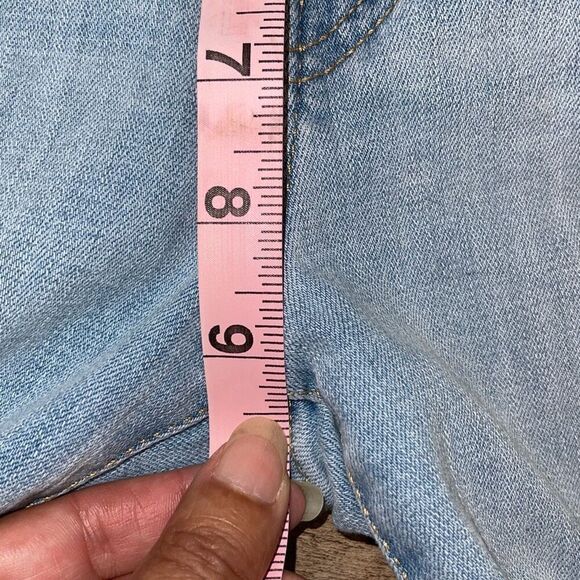 Levi's Original Women's Mid-Rise Tapered Leg Boyfriend Jeans Slate Era Size 31 - Picture 8 of 9